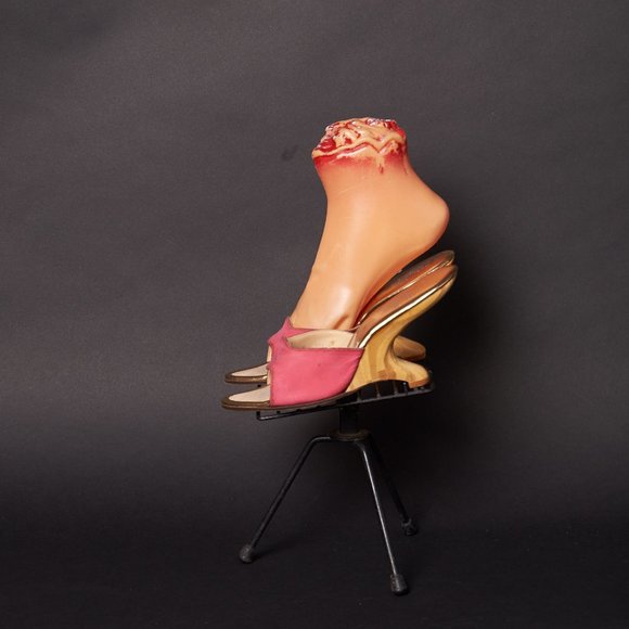 1950s Pink Suede Boomerang Heels Shoes - Picture 7 of 9